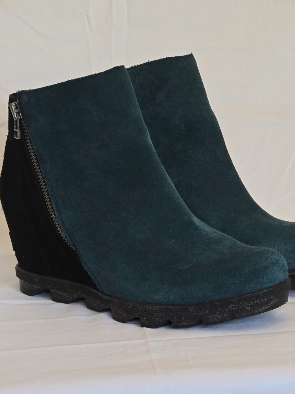 Sorel Joan of‎ Arctic Wedge II Side Zip Boots Blue Suede Women's US 9.5 EU 40.5